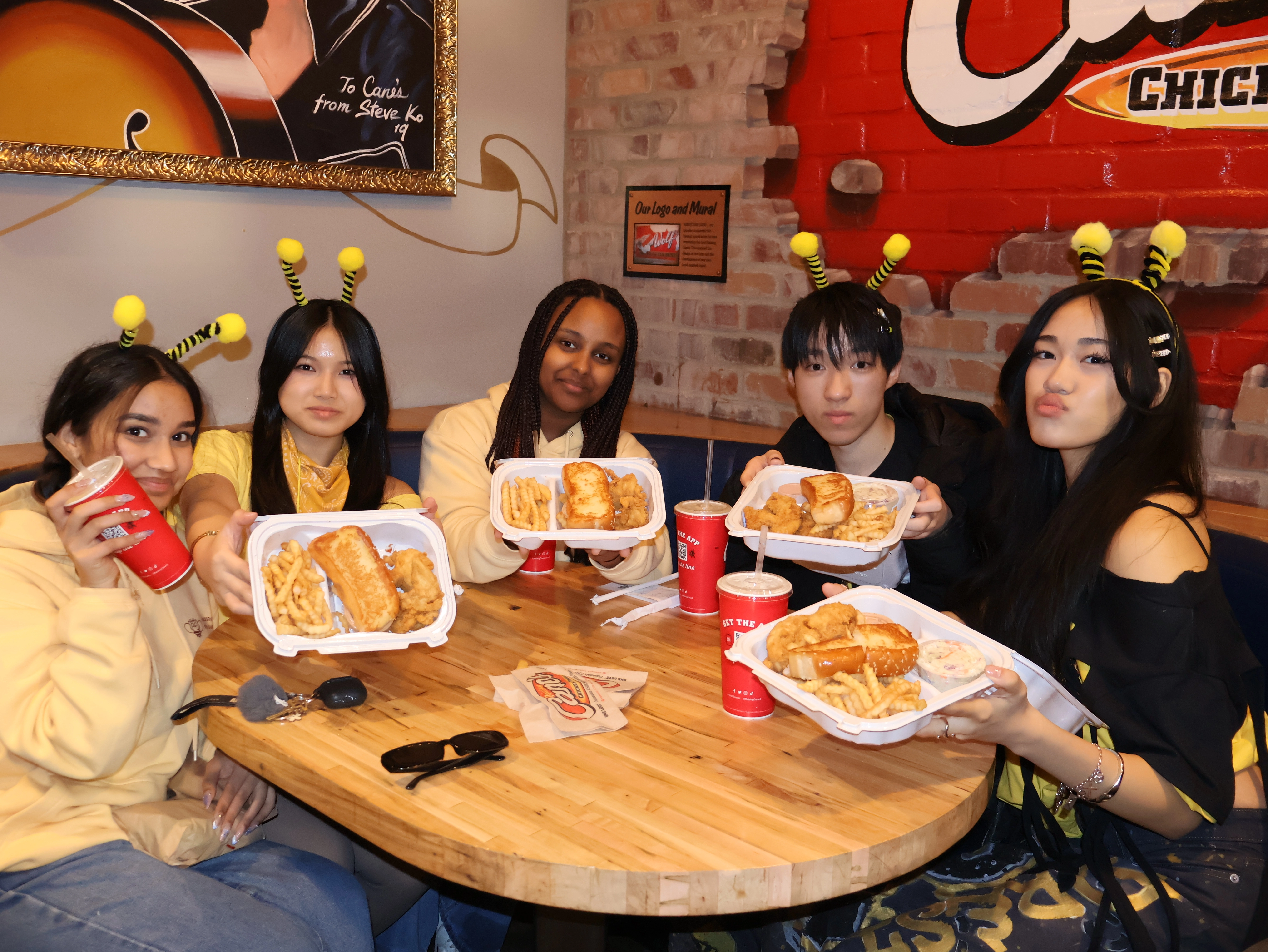 Key Club members volunteering